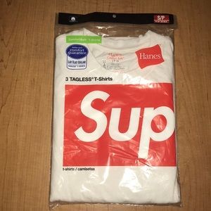 Supreme Tagless Tee (1 tee only)